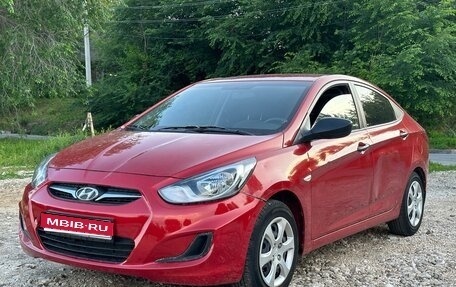 Hyundai Solaris II рестайлинг, 2012 год, 680 000 рублей, 1 фотография
