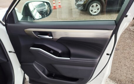 Toyota Highlander, 2025 год, 5 700 000 рублей, 20 фотография