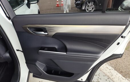 Toyota Highlander, 2025 год, 5 700 000 рублей, 22 фотография