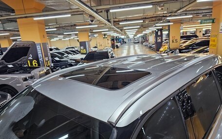 Toyota Highlander, 2023 год, 5 800 000 рублей, 3 фотография