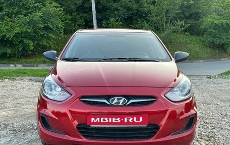 Hyundai Solaris II рестайлинг, 2012 год, 680 000 рублей, 2 фотография
