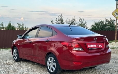 Hyundai Solaris II рестайлинг, 2012 год, 680 000 рублей, 6 фотография