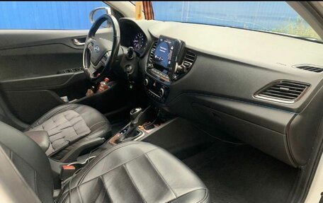 Hyundai Solaris II рестайлинг, 2021 год, 1 200 000 рублей, 11 фотография