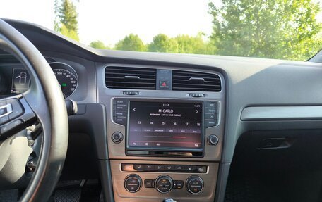 Volkswagen Golf VII, 2013 год, 1 390 000 рублей, 27 фотография