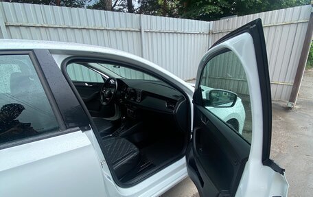 Skoda Rapid II, 2021 год, 1 350 000 рублей, 10 фотография
