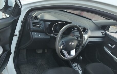 KIA Rio III рестайлинг, 2012 год, 800 000 рублей, 2 фотография