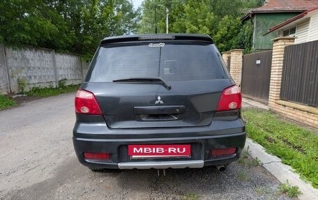 Mitsubishi Outlander III рестайлинг 3, 2005 год, 550 000 рублей, 5 фотография