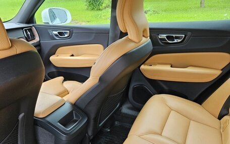 Volvo XC60 II, 2020 год, 4 300 000 рублей, 6 фотография