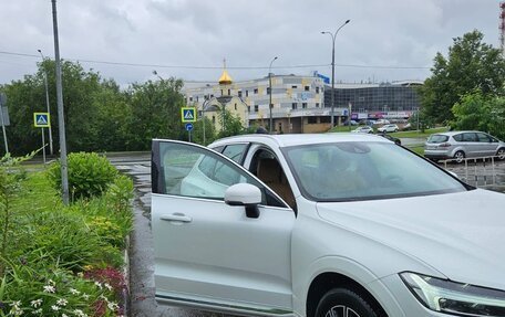 Volvo XC60 II, 2020 год, 4 300 000 рублей, 2 фотография