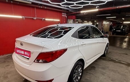 Hyundai Solaris II рестайлинг, 2016 год, 1 050 000 рублей, 4 фотография