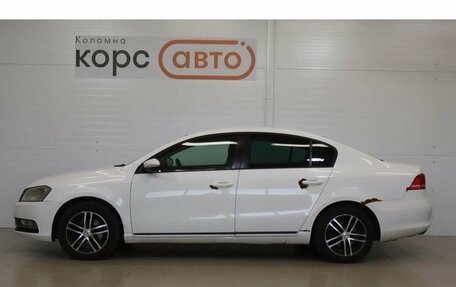 Volkswagen Passat B7, 2011 год, 720 000 рублей, 2 фотография