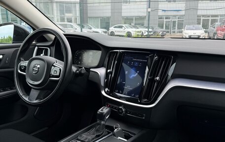 Volvo V60 II, 2019 год, 2 850 000 рублей, 20 фотография