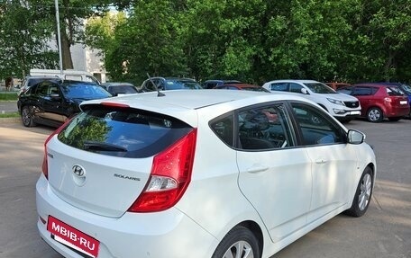 Hyundai Solaris II рестайлинг, 2015 год, 1 100 000 рублей, 4 фотография