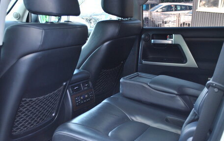Toyota Land Cruiser 200, 2016 год, 6 099 000 рублей, 23 фотография