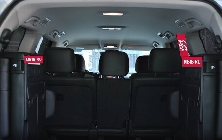 Toyota Land Cruiser 200, 2016 год, 6 099 000 рублей, 29 фотография