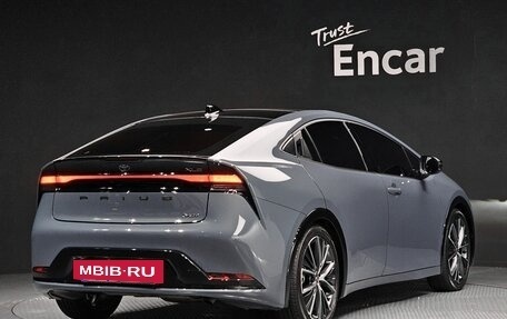 Toyota Prius IV XW50, 2024 год, 3 945 000 рублей, 3 фотография