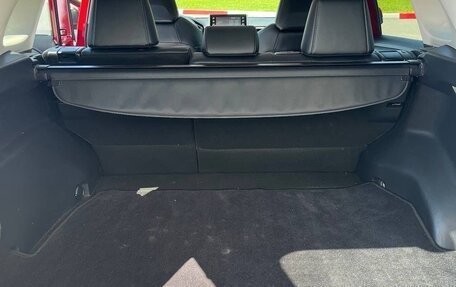 Toyota RAV4, 2019 год, 2 800 000 рублей, 2 фотография