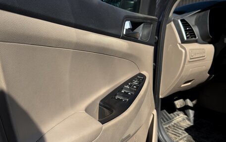 Hyundai Tucson III, 2019 год, 2 300 000 рублей, 5 фотография