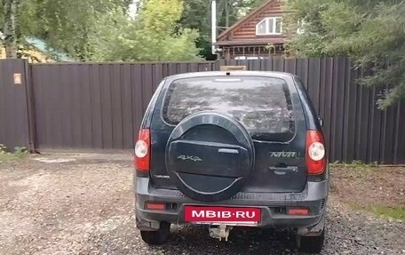 Chevrolet Niva I рестайлинг, 2011 год, 390 000 рублей, 4 фотография