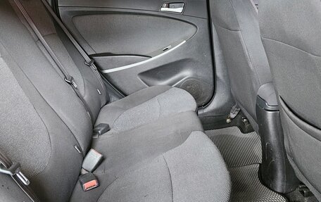 Hyundai Solaris II рестайлинг, 2011 год, 657 000 рублей, 13 фотография