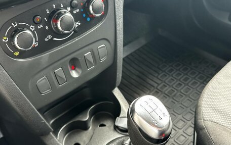 Renault Logan II, 2021 год, 850 000 рублей, 9 фотография