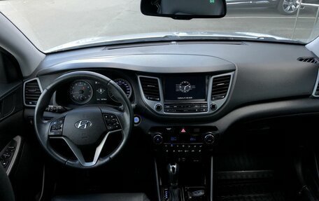 Hyundai Tucson III, 2017 год, 2 285 000 рублей, 10 фотография