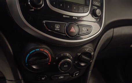Hyundai Solaris II рестайлинг, 2012 год, 869 000 рублей, 15 фотография
