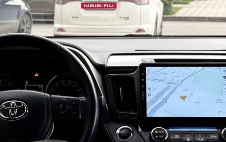 Toyota RAV4, 2017 год, 3 050 000 рублей, 22 фотография