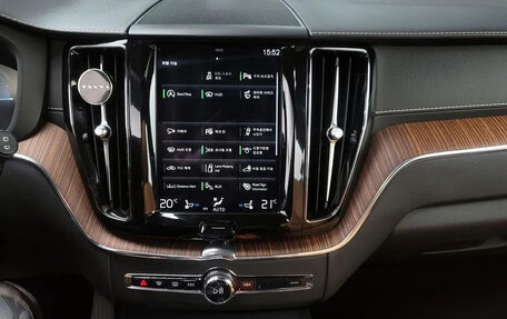 Volvo XC60 II, 2022 год, 3 530 777 рублей, 9 фотография