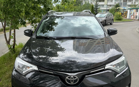Toyota RAV4, 2017 год, 2 450 000 рублей, 1 фотография