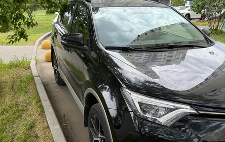 Toyota RAV4, 2017 год, 2 450 000 рублей, 6 фотография