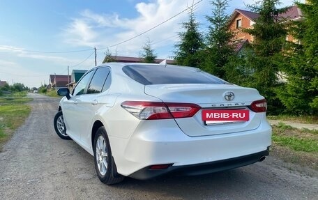 Toyota Camry, 2020 год, 2 599 000 рублей, 5 фотография