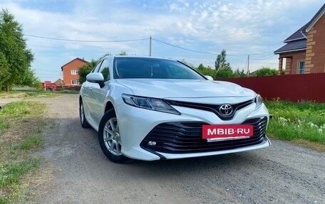 Toyota Camry, 2020 год, 2 599 000 рублей, 2 фотография