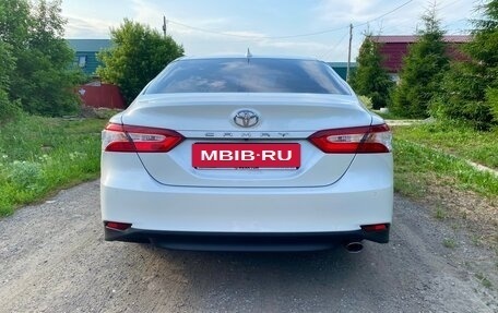Toyota Camry, 2020 год, 2 599 000 рублей, 6 фотография
