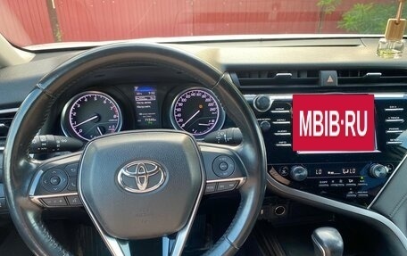 Toyota Camry, 2020 год, 2 599 000 рублей, 16 фотография