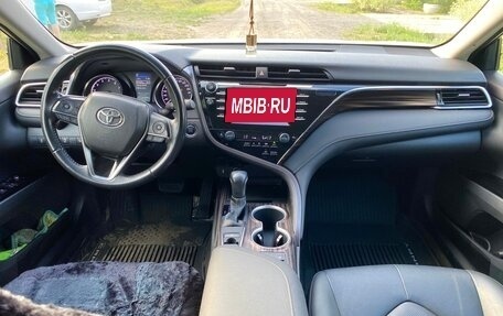 Toyota Camry, 2020 год, 2 599 000 рублей, 13 фотография