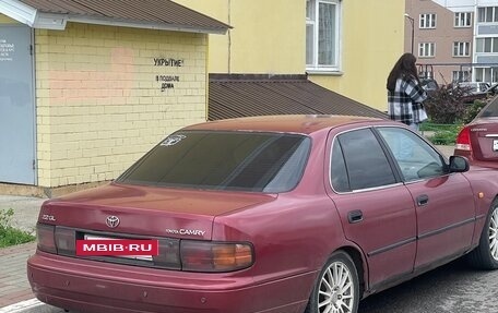 Toyota Camry, 1992 год, 270 000 рублей, 3 фотография