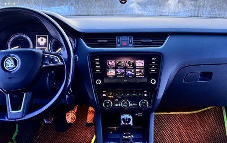 Skoda Octavia, 2018 год, 1 750 000 рублей, 3 фотография