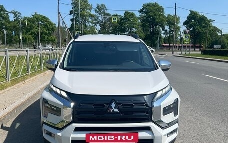 Mitsubishi Xpander, 2023 год, 2 550 000 рублей, 2 фотография
