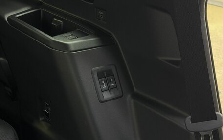 Toyota Land Cruiser Prado, 2025 год, 9 990 000 рублей, 28 фотография