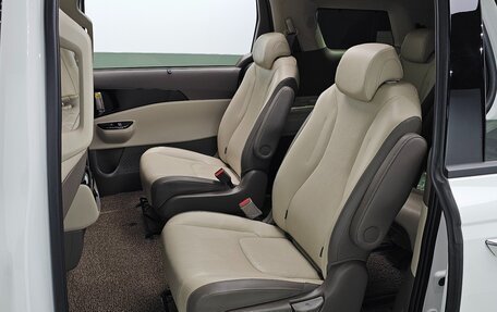 KIA Carnival, 2022 год, 2 614 000 рублей, 16 фотография