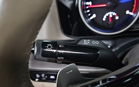 KIA Carnival, 2022 год, 2 614 000 рублей, 20 фотография