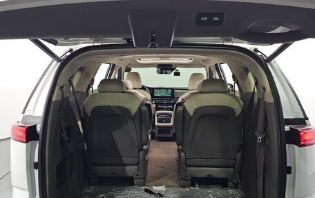 KIA Carnival, 2022 год, 2 614 000 рублей, 23 фотография