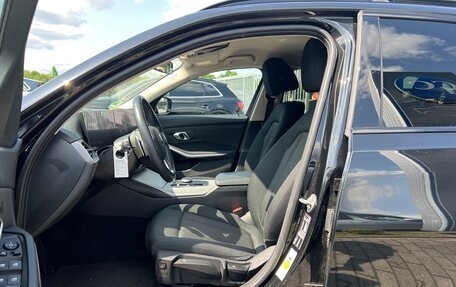 BMW 3 серия, 2022 год, 3 200 000 рублей, 20 фотография