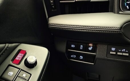 Toyota Avalon, 2021 год, 3 070 000 рублей, 8 фотография