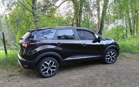 Renault Kaptur I рестайлинг, 2017 год, 1 350 000 рублей, 5 фотография