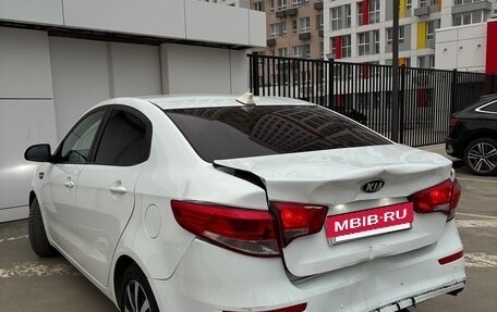 KIA Rio III рестайлинг, 2017 год, 650 000 рублей, 5 фотография