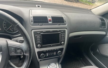 Skoda Octavia, 2011 год, 880 000 рублей, 8 фотография