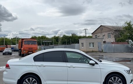 Volkswagen Passat B8 рестайлинг, 2018 год, 2 047 000 рублей, 4 фотография