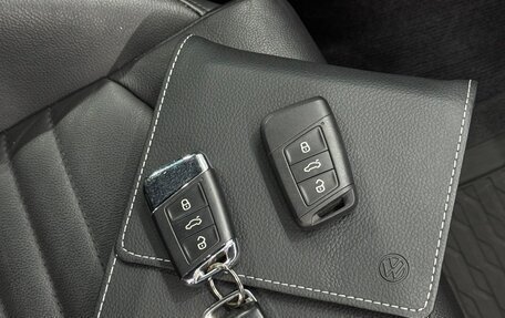 Volkswagen Passat B8 рестайлинг, 2018 год, 2 047 000 рублей, 24 фотография